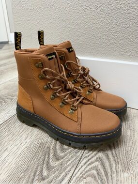 New Dr. Martens Combs Boots Womens